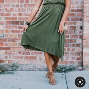 Serene Dress in Olive Green 